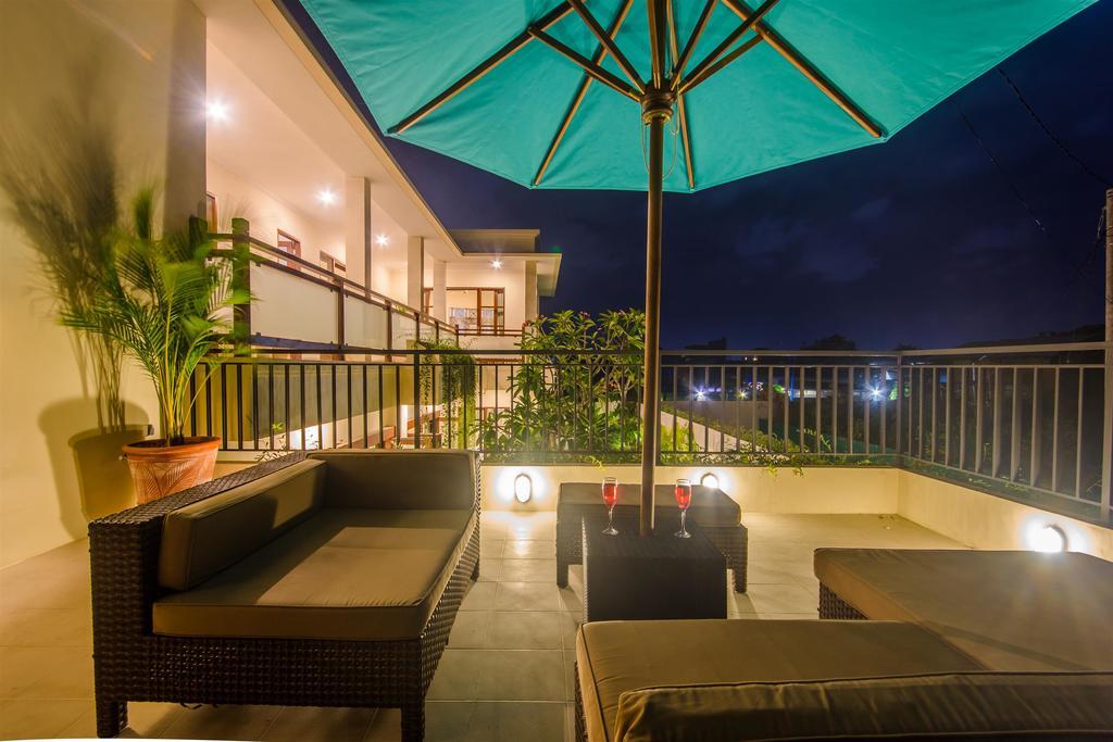 Villa Tepi Sungai Легиан Стая снимка
