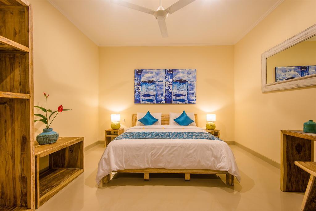 Villa Tepi Sungai Легиан Стая снимка