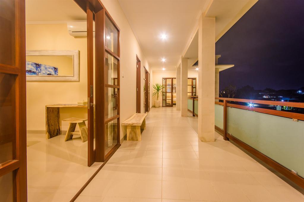Villa Tepi Sungai Легиан Стая снимка